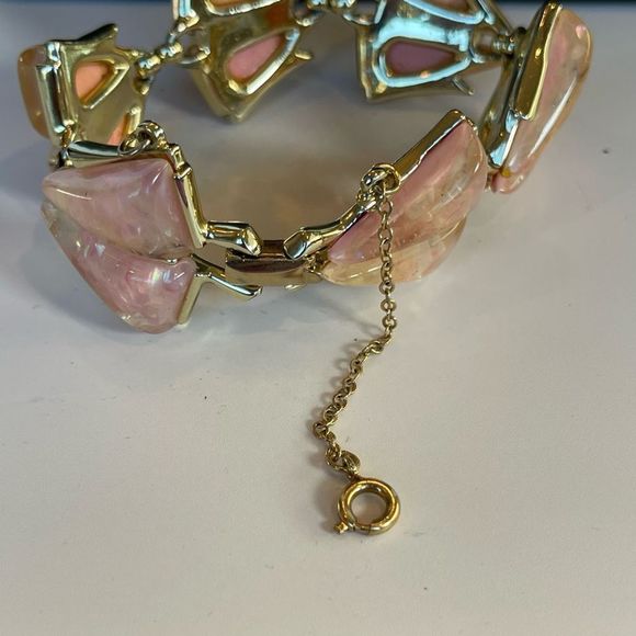 Vintage Coro Thermoset Light Pink Confetti Style Necklace & Bracelet Set RARE - Picture 6 of 9